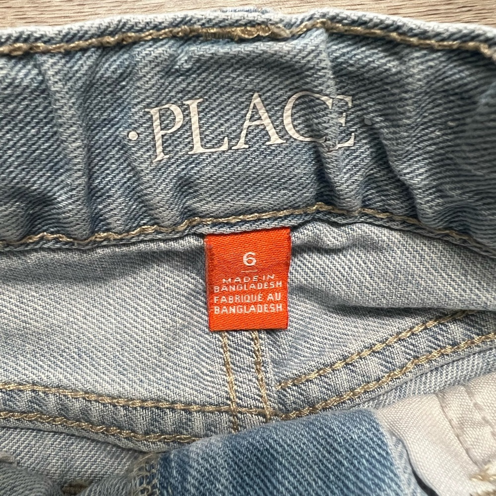 Boys Jean shorts size 6 - Picture 2 of 4